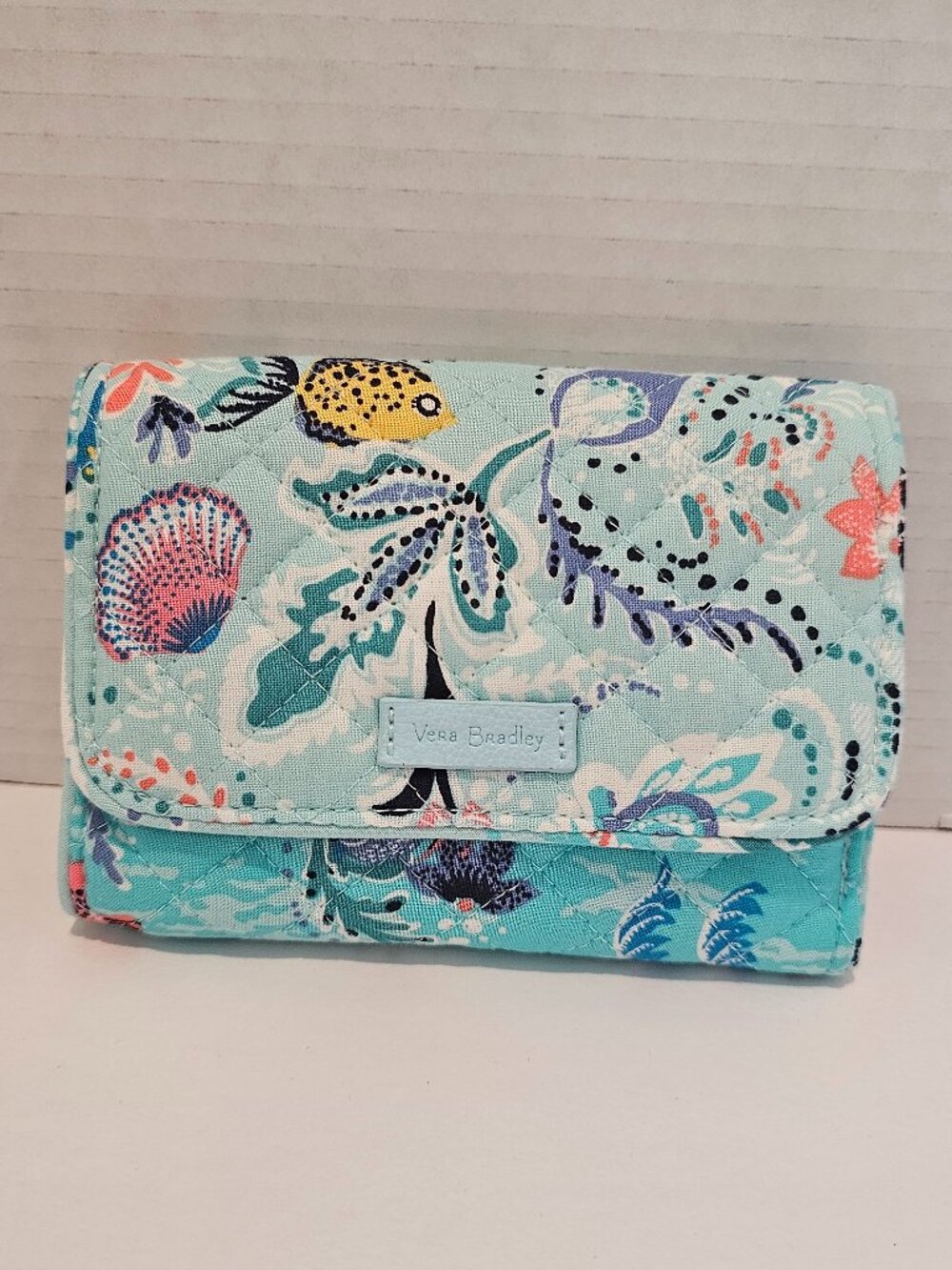 NWT RFID Riley Compact Wallet Paisley Wave Ocean Fish Blue Water Flowers Turtles
